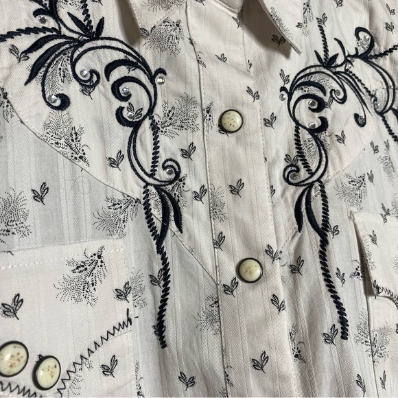 Brooks and Dunn panhandle slim western pearl snap, bling, embroidered SZ-XL - Picture 5 of 10